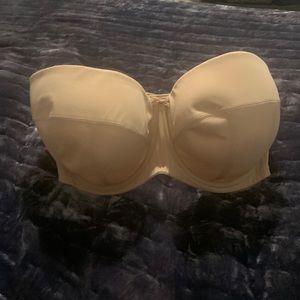 SOLD NWT Sculptresse convertible bra